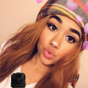 Meet your Posher, Damonica